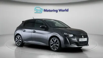 Używany Peugeot 208 Allure Premium 102 KM (75 kW) 2021 Szary Hatchback