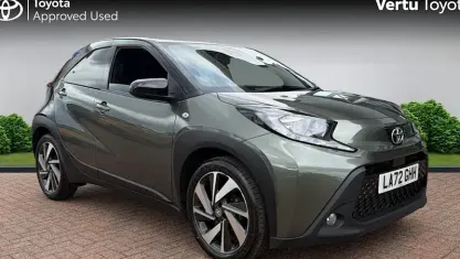 Usado Toyota Aygo X 72 CV (52 kW) 2025 SUV
