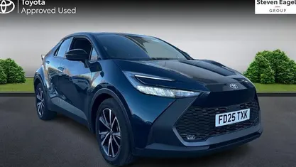 Used Toyota C-HR Design 140 HP (102 kW) 2026 SUV