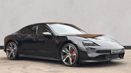 Usado Porsche Taycan 419 kW (571 HP) 2023 Sedan