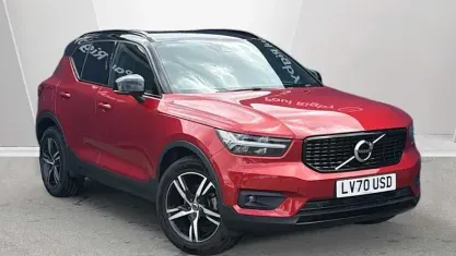 Used Volvo XC40 R-Design 163 HP (119 kW) 2020 Red SUV