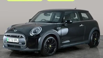 Used Mini Cooper Level 2 135 kW (184 HP) 2023 Hatchback