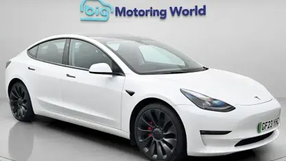 Used Tesla Model 3 Performance 461 kW (627 HP) 2023 White Sedan