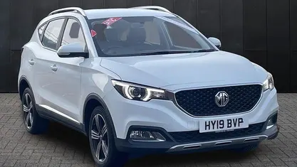 Used MG ZS Exclusive 111 HP (81 kW) 2019 Hatchback