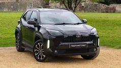 Black Used 2024 Toyota Yaris Cross Design SUV | £23,224 (Fair price)