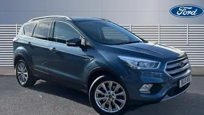 Używany Ford Kuga Titanium 150 KM (110 kW) 2019 Niebieski SUV