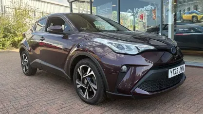 Used Toyota C-HR Design 122 HP (89 kW) 2023 Purple SUV