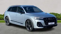 New 2025 Audi Q7 Black Edition SUV | £70,799 (Fair price)