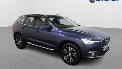Used Volvo XC60 Core 349 HP (256 kW) 2022 SUV