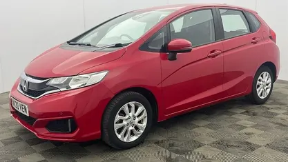 Used Honda Jazz SE 102 HP (75 kW) 2020 Milano red Hatchback