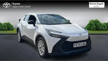 Used Toyota C-HR 140 HP (102 kW) 2026 SUV