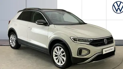 Used VW T-Roc Life 150 HP (110 kW) 2025 SUV