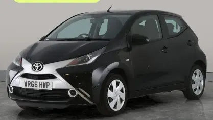 Używany Toyota Aygo X-play 69 KM (50 kW) 2018 Hatchback