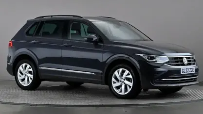 Used VW Tiguan Life 245 HP (180 kW) 2022 Grey SUV