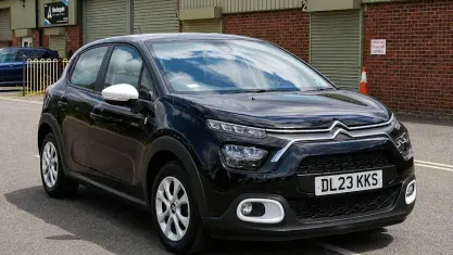 Used Citroën C3 PureTech 83 HP (61 kW) 2023 Black Hatchback