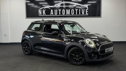 Używany Mini Cooper Classic 136 KM (100 kW) 2021 Hatchback