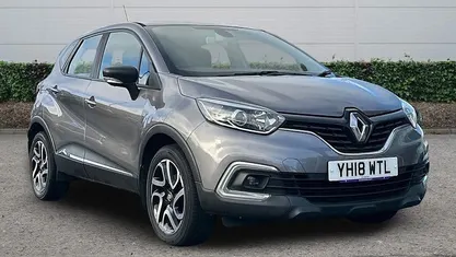 Grey Used 2018 Renault Captur Dynamique SUV | £8,449 (Fair price)