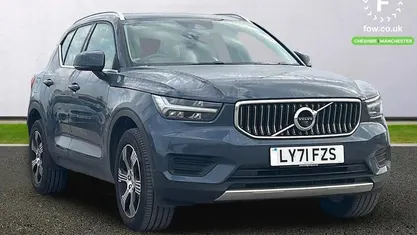 Used Volvo XC40 Inscription 163 HP (119 kW) 2021 Blue SUV