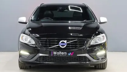 Used Volvo V60 R-Design 150 HP (110 kW) 2016 Black Estate