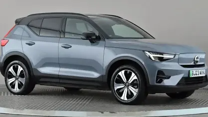 Usado Volvo XC40 Core 169 kW (231 CV) 2022 SUV