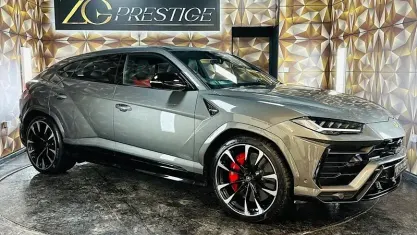 Begagnad Lamborghini Urus 650 HK (478 kW) 2021 Svart SUV