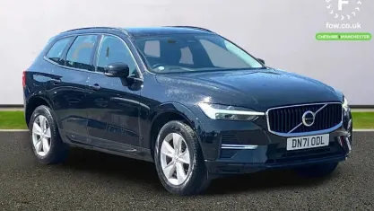 Usado Volvo XC60 Momentum 250 HP (183 kW) 2021 Preto SUV