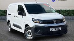 White New 2024 Vauxhall Combo S MPV | £15,140 (Good price)
