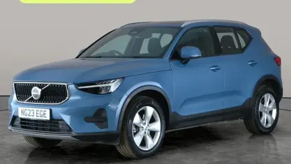 Used Volvo XC40 Core 163 HP (119 kW) 2023 Blue SUV