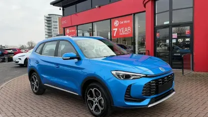 New MG ZS Trophy 196 HP (144 kW) 2025 Hatchback