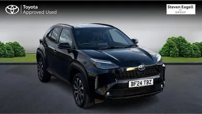 Used 2025 Toyota Yaris Hybrid Design Estate | £21,642 (Fair price)