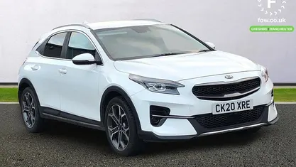 White Used 2020 Kia XCeed SUV | £11,099 (Fair price)