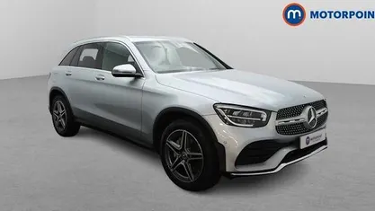 Begagnad Mercedes GLC300 AMG line 258 HK (189 kW) 2022 Silver Kombi