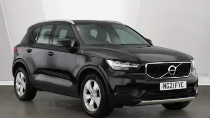 Used Volvo XC40 Momentum 163 HP (119 kW) 2021 Black SUV