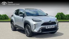Silver metallic bitone Used 2021 Toyota Yaris Hybrid Estate | £22,090 (Fair price)