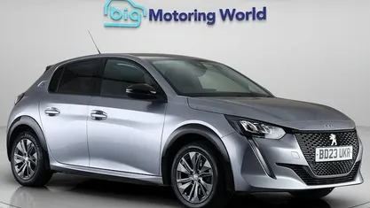 Used Peugeot e-208 Allure+ 100 kW (136 HP) 2023 Grey Hatchback