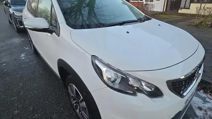 Used Peugeot 2008 Allure 82 HP (60 kW) 2017 SUV