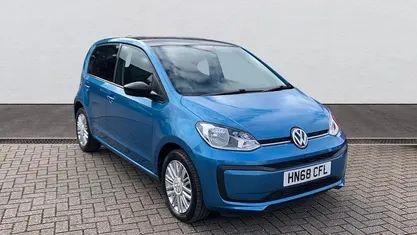 Used VW up! move up! 60 HP (44 kW) 2018 Blue Hatchback
