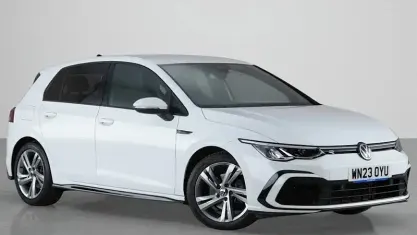 Used VW Golf VIII R-line 150 HP (110 kW) 2023 White Hatchback