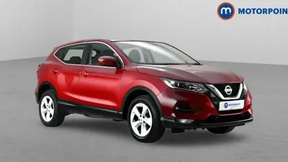 Used Nissan Qashqai Acenta Premium 160 HP (117 kW) 2019 Red SUV