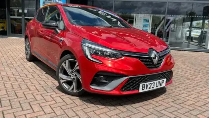 Used Renault Clio RS Line 90 HP (66 kW) 2023 Hatchback