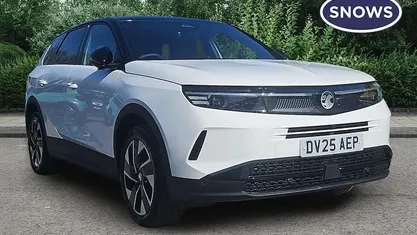 Used Vauxhall Grandland X Ultimate 136 HP (100 kW) 2025 SUV