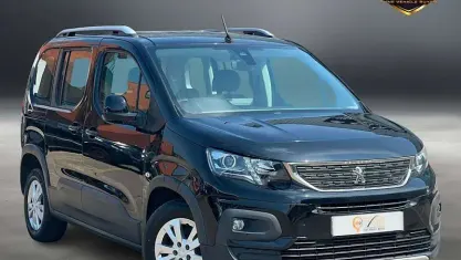 Used Peugeot Rifter Allure 110 HP (80 kW) 2019 Black MPV