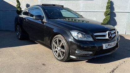 Usado Mercedes C180 Sport Edition 156 HP (114 kW) 2014 Coupé