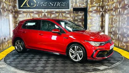 Used VW Golf VIII R-line 131 HP (96 kW) 2021 Hatchback