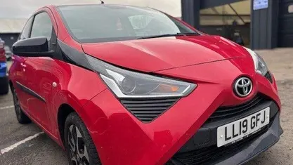 Red Used 2019 Toyota Aygo Trend Hatchback | £7,899 (Fair price)
