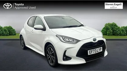 Used Toyota Yaris Hybrid Design 116 HP (85 kW) 2025 Hatchback