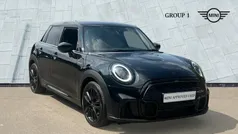 Used 2023 Mini Cooper Hatch Hatchback | £22,995 (Fair price)