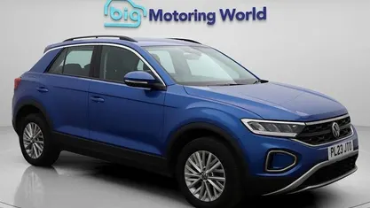 Begagnad VW T-Roc S 110 HK (80 kW) 2023 Blå SUV