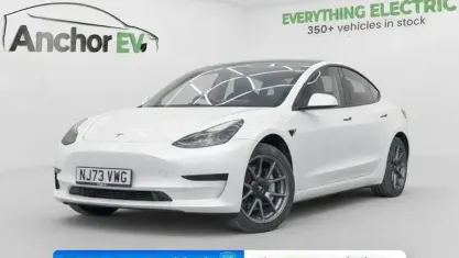 Used Tesla Model 3 Standard Range 180 kW (245 HP) 2023 White Sedan