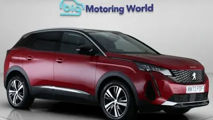 Begagnad Peugeot 3008 Allure+ 131 HK (96 kW) 2022 Röd SUV